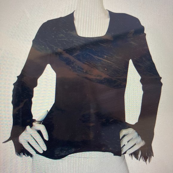 Gucci Tops - Gucci Cashmere slinky sweater with glossy black feathers sleeves